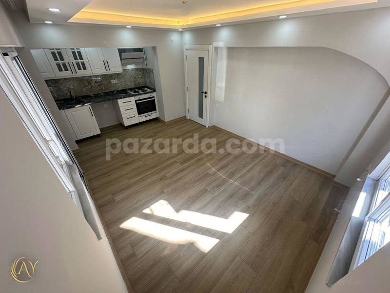 AY EMLAKTANAKÇAY MERKEZDE CUMA PAZARINDA MÜSTAKİL TADINDA BAHÇE KULLANIMLI SATILIK 2+1 LÜX DAİRE